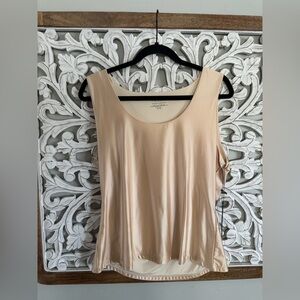 NWT TAHARI Cream Sleeveless Top